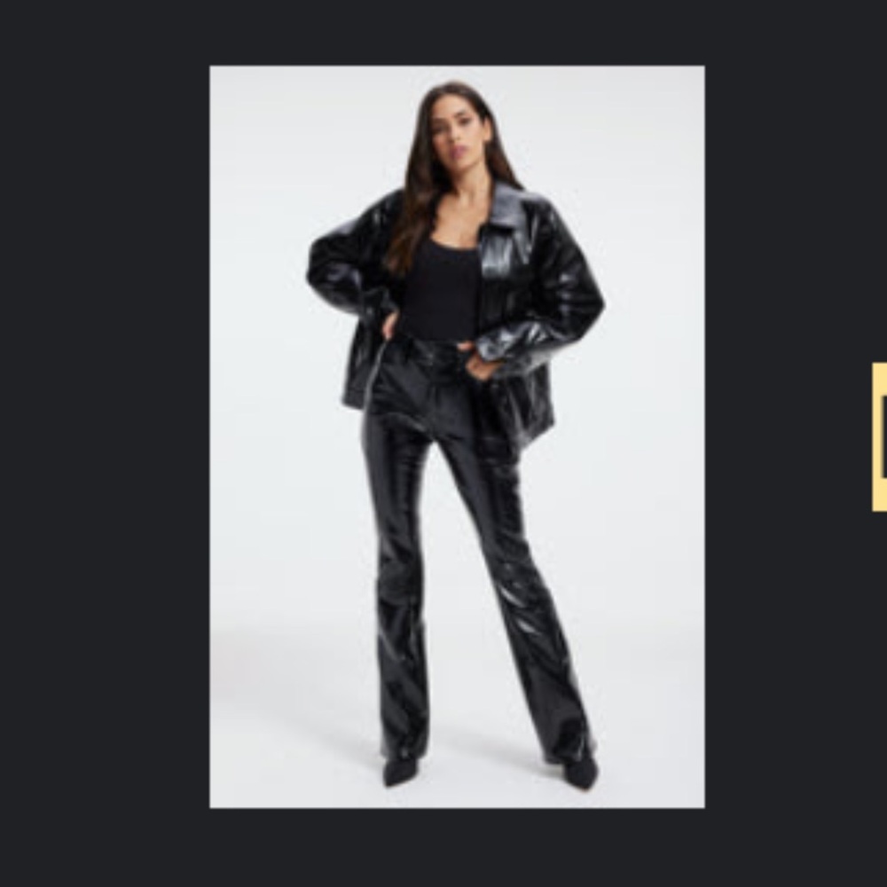 Good American CLASSIC BOOT
FAUX LEATHER PANTS